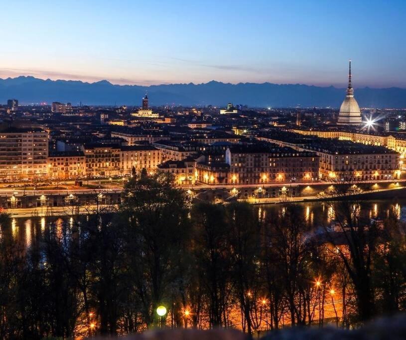 Santa Teresa Centrale E Comodo Turin Exteriör bild